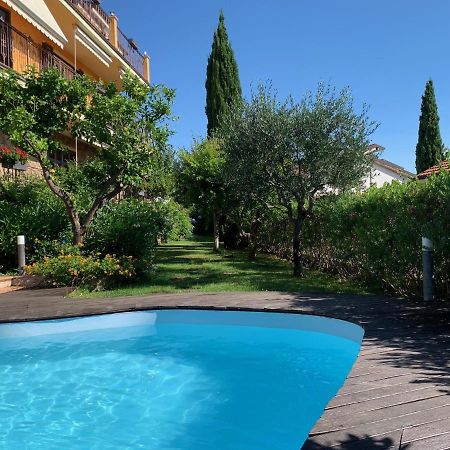 Villa Pineland Боргетто-Санто-Спирито Экстерьер фото