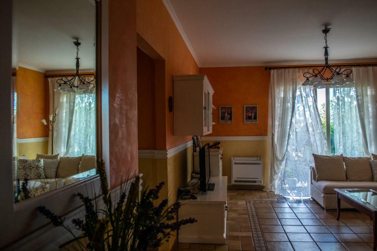 Villa Pineland Боргетто-Санто-Спирито Экстерьер фото